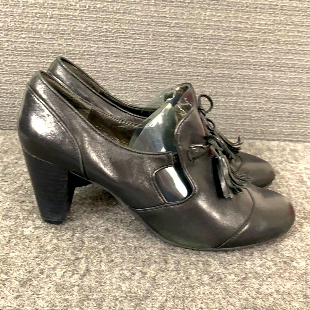 Perlina Oxford Pumps Womens 8.5 M Black Leather Pirate Slip on Tassel Tie Bootie